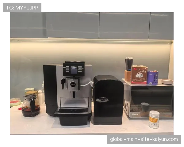 智能咖啡机提供定制饮品 接待服务水平细节化提升